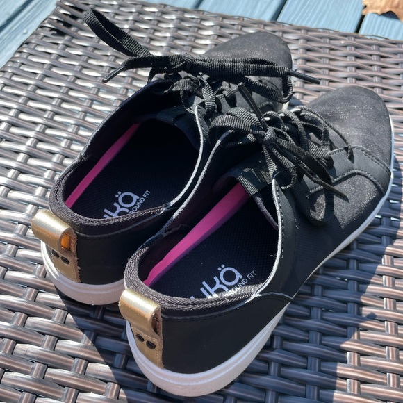 Ryka sneakers black camouflage detail comfortable size 8 excellent condition - Picture 1 of 7
